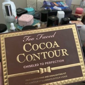 Too faced Contour